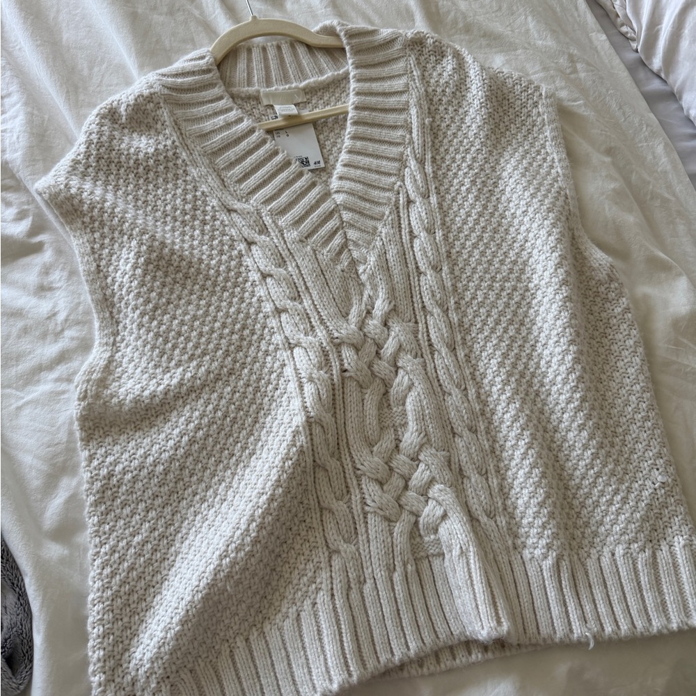 H&M Cream Cable-Front V-Neck Sweater Vest